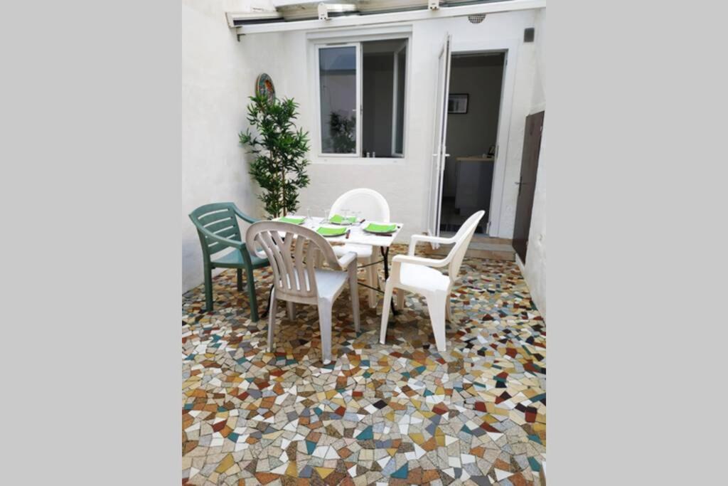 Apartamento Exceptionnel : Hypercentre Biarritz T2 Avec Patio Exterior foto